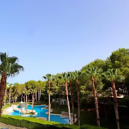 Apartamento In Overlooking The Swimming Pool