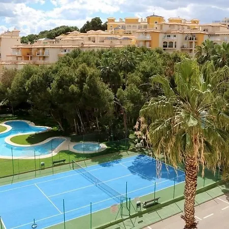 In Overlooking The Swimming Pool