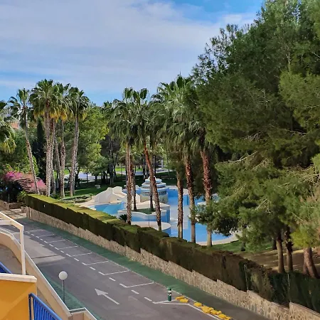 In Overlooking The Swimming Pool Апартаменты